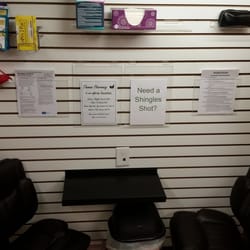Thomas Pharmacy - vaccination and counseling area