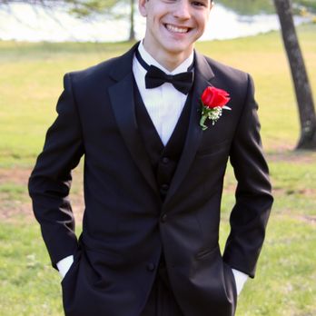 Ace Tailoring & Tuxedo - Sewing & Alterations Near Me - Fairfax, Virginia