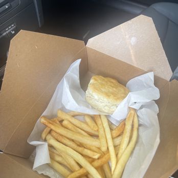 Ikonic Wings - Fries and biscuit - Chicken Wings Near Me - Lacey, Washington