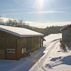 Common Ground Center - With 500+ acres of snowshoeing trails and nearby skiing and snowboarding Common Ground Center is ideal for a winter getaway!