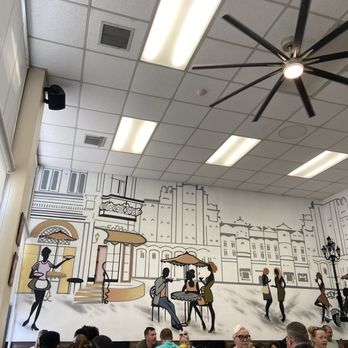 AmeriBrunch Cafe - Interior - Breakfast & Brunch Near Me - Las Vegas, Nevada