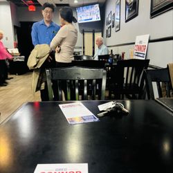 Coop's Bar & Grille