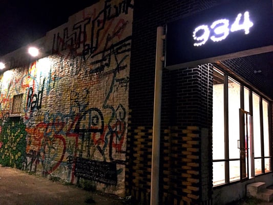934 Gallery by null