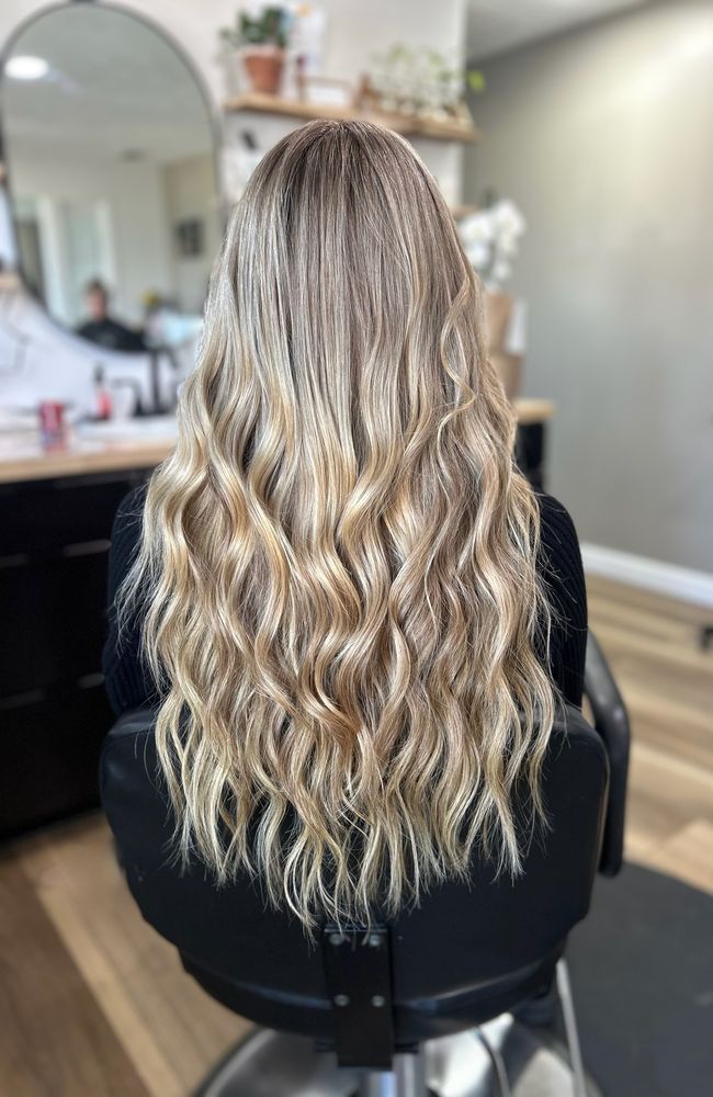 Foil & Fade Hair Studio  Logo