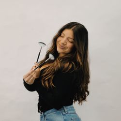 Vibe & Thrive Esthetics - Vianney Rodriguez