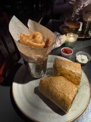 Porter Belly's Pub by null