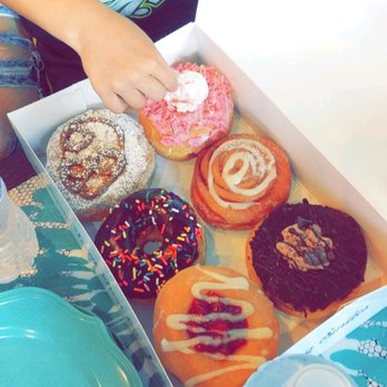 Mojo Donuts - Beautiful and delicious. - Donuts Near Me - Pembroke Pines, Florida Mojo Donuts - Beautiful and delicious. - Donuts Near Me - Pembroke Pines, Florida