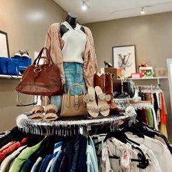 Chic Boutique Consignments
