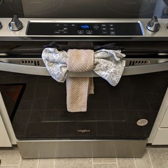 Best Bay Area Cleaners - Our stove has never looked so good - Home Cleaning Near Me Best Bay Area Cleaners - Our stove has never looked so good - Home Cleaning Near Me