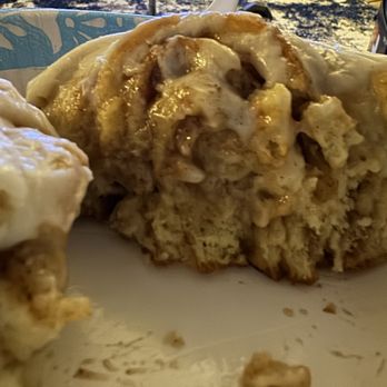 Crumb Life Bakery - Warm cinnamon roll - Bakeries Near Me - Spring Hill, Florida