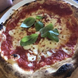 Regina Pizzeria