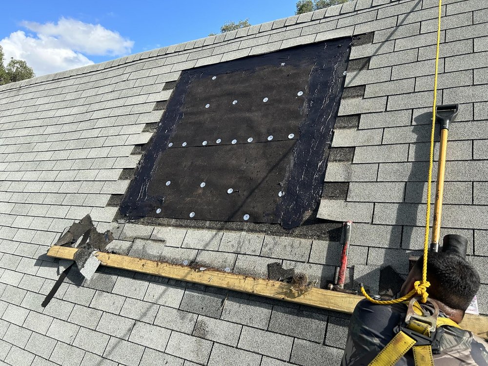 Slide of Fred Roofing Service