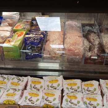 Supermercado Mexico - a display case filled with food - Mexican Near Me - Wyoming, Michigan