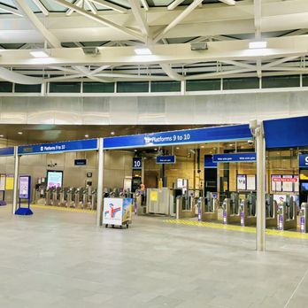 King's Cross Station - King's Cross station_Yelp_Sanju-8 - Train Stations Near Me - London, XGL King's Cross Station - King's Cross station_Yelp_Sanju-8 - Train Stations Near Me - London, XGL