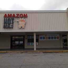Exterior outside entrance of Amazon Hot Deals - Next to Save a lot supermarket. - Leesburg, Florida Exterior outside entrance of Amazon Hot Deals - Next to Save a lot supermarket. - Leesburg, Florida