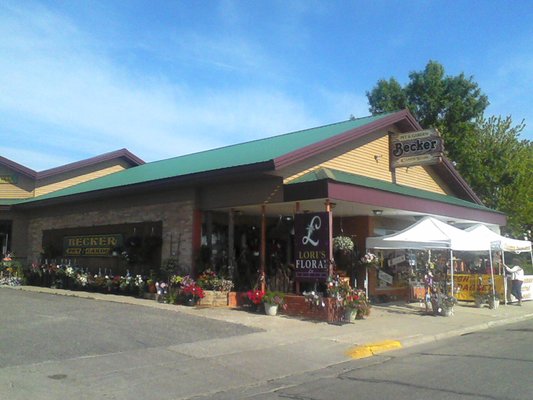 BECKER PET & GARDEN - Updated June 2026 - 1008 Washington Ave, Detroit ...