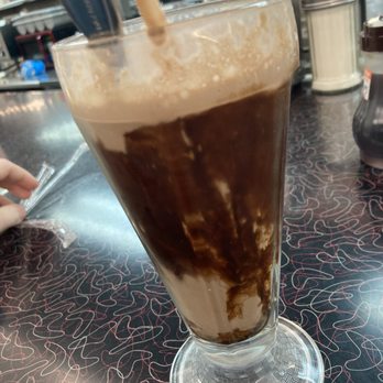 Route 66 Diner - New American Near Me - Saint Robert, Missouri