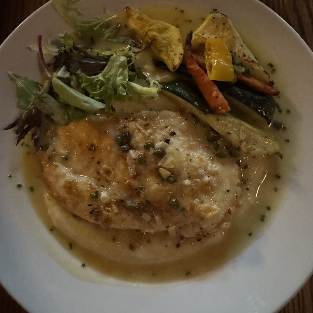 Gonzales Bistro - Chicken Piccata - Seafood Near Me - Gonzales, Texas Gonzales Bistro - Chicken Piccata - Seafood Near Me - Gonzales, Texas