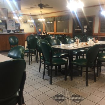 Pete's Place - Spacious, clean and friendly!!!! Fucking LOVE this place!!! Reminds me of Orcutt Burger!!! - Burgers Near Me - Oakhurst, California