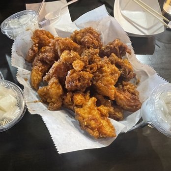 bb.q Chicken O'Fallon - Honey Garlic Boneless (L) - Korean Near Me - O'Fallon, Illinois