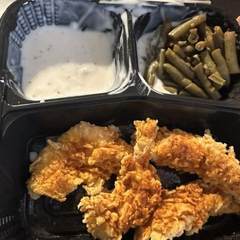 Golden Chick - Fast Food Near Me - Midwest City, Oklahoma Golden Chick - Fast Food Near Me - Midwest City, Oklahoma