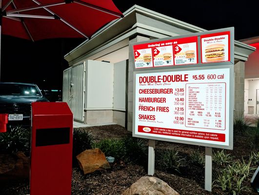 In-N-Out Burger by null