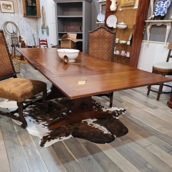 Green Acres Antiques - Draw leaf table - Antiques Near Me - Clarkesville, Georgia Green Acres Antiques - Draw leaf table - Antiques Near Me - Clarkesville, Georgia
