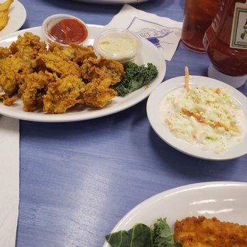 Surf Rider Bluewater - Fried seafood platter - Seafood Near Me - Hampton, Virginia