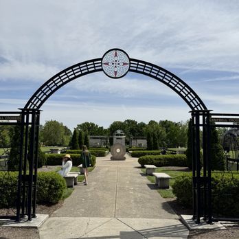 Coxhall Gardens - Parks Near Me - Carmel, Indiana Coxhall Gardens - Parks Near Me - Carmel, Indiana