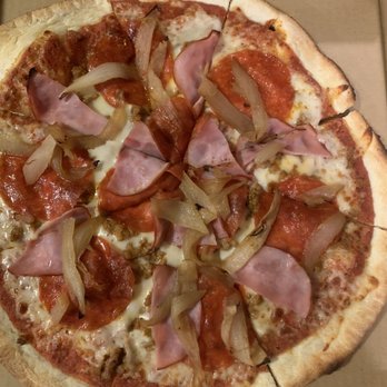 Yellowstone Pizza Company - Mammoth pizza - Pizza Near Me - Gardiner, Montana Yellowstone Pizza Company - Mammoth pizza - Pizza Near Me - Gardiner, Montana