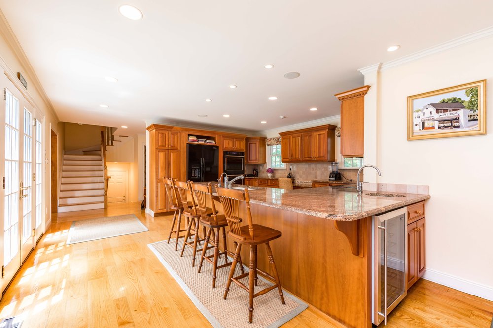 MARGARET BURKETT DOUGLAS ELLIMAN REAL ESTATE Updated April 2024