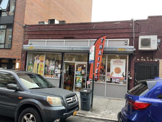 3 Aunties Thai Market 2 by null