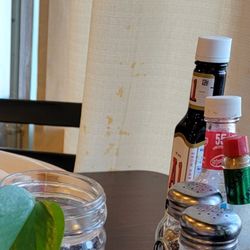 Marivel’s kitchen - Stains