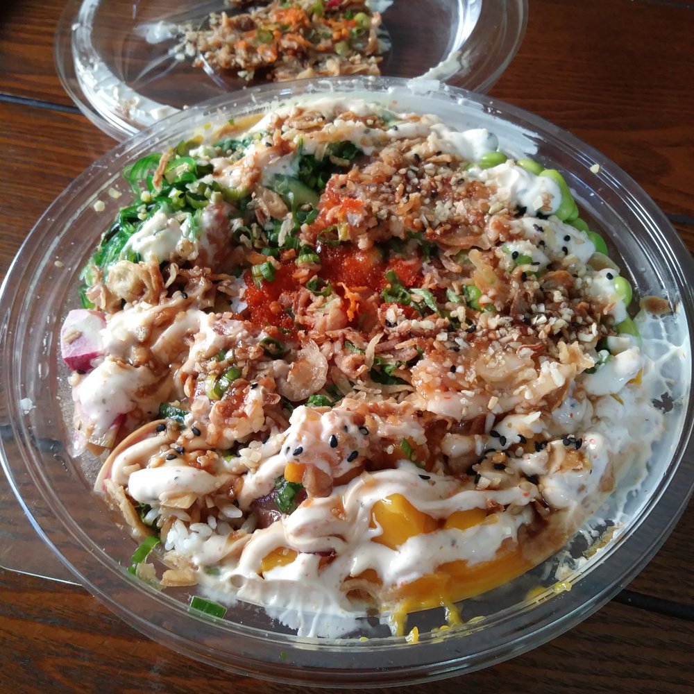 Large PG bowl with unagi sauce and tobiko sauce Large PG bowl with unagi sauce and tobiko sauce