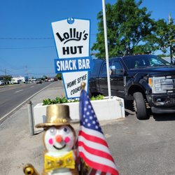 Lolly's Hut