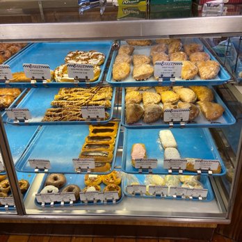 Kauffman's Country Bakery - Fry pies & donuts. - Bakeries Near Me - Millersburg, Ohio Kauffman's Country Bakery - Fry pies & donuts. - Bakeries Near Me - Millersburg, Ohio