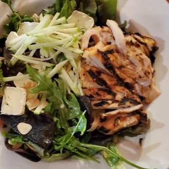 Art Marble 21 - AM21 chicken salad - Cocktail Bars Near Me - Seattle, Washington