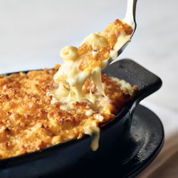 Jeff Ruby's Baked Macaroni & Cheese