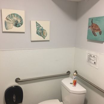 Express Rent A Car - Cute bathroom and immaculate!!! - Car Rental Near Me - San Diego, California
