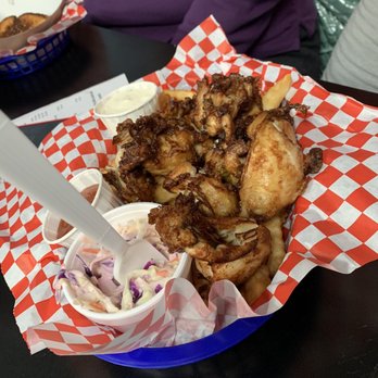 The Hungry Clam - Fried Oysters... they were the largest oysters we've seen and absolutely delicious! - Seafood Near Me - Brookings, Oregon