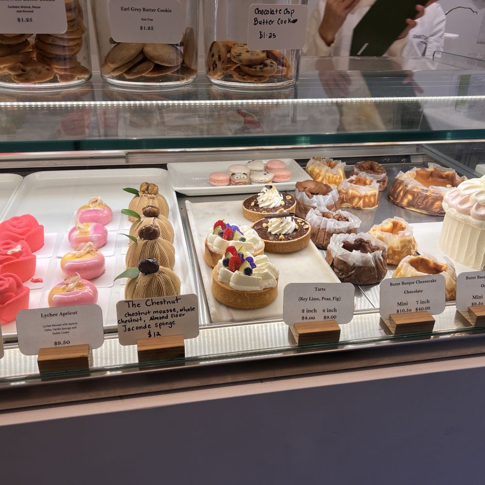 AnnTremet Cake - Bakeries Near Me - New York, New York AnnTremet Cake - Bakeries Near Me - New York, New York