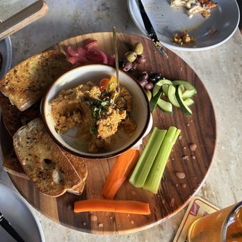 Tipsy Tomato - Hummus platter - Burgers Near Me - Oklahoma City, Oklahoma Tipsy Tomato - Hummus platter - Burgers Near Me - Oklahoma City, Oklahoma
