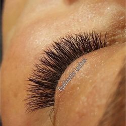Russian Volume Lashes