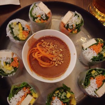 Chef Papa Vietnamese Kitchen - Summer rolls with tofu - Vietnamese Near Me - Flushing, New York