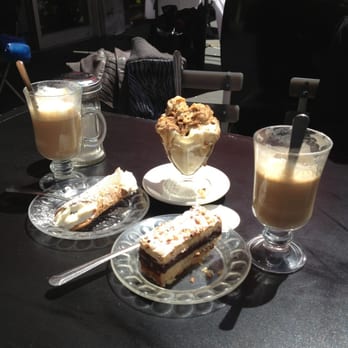 Caffe Palermo - Cannoli, hazelnut tart, tiramisu - Bakeries Near Me - New York, New York