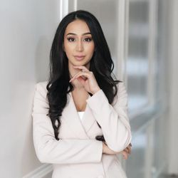 Tina Heidari - Tina Heidari Vancouver Real Estate Advisor