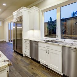 Simi custom solid maple wood white shaker cabinet. complete kitchen remodel.