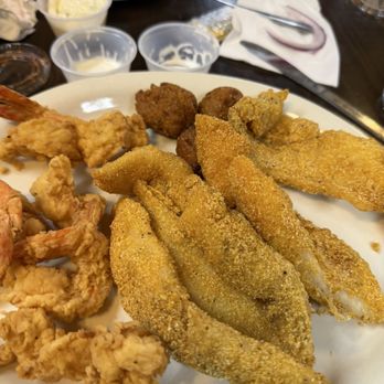 Filipp's Cafe - Seafood Near Me - Danbury, Texas Filipp's Cafe - Seafood Near Me - Danbury, Texas