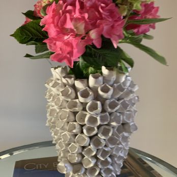 Cebolla Fine Flowers - Vase purchased from Cebolla - Florists Near Me - Dallas, Texas Cebolla Fine Flowers - Vase purchased from Cebolla - Florists Near Me - Dallas, Texas