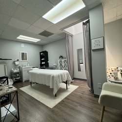 Beauty of Aqua - This is treatment room.
